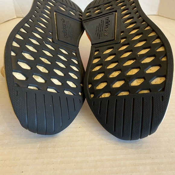 Adidas NMD R2 Linen Beige White Running Shoes Sneakers Size 8.5 - Picture 13 of 14